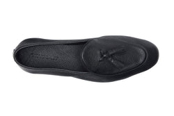 Belgian Loafer With Tassles In Black