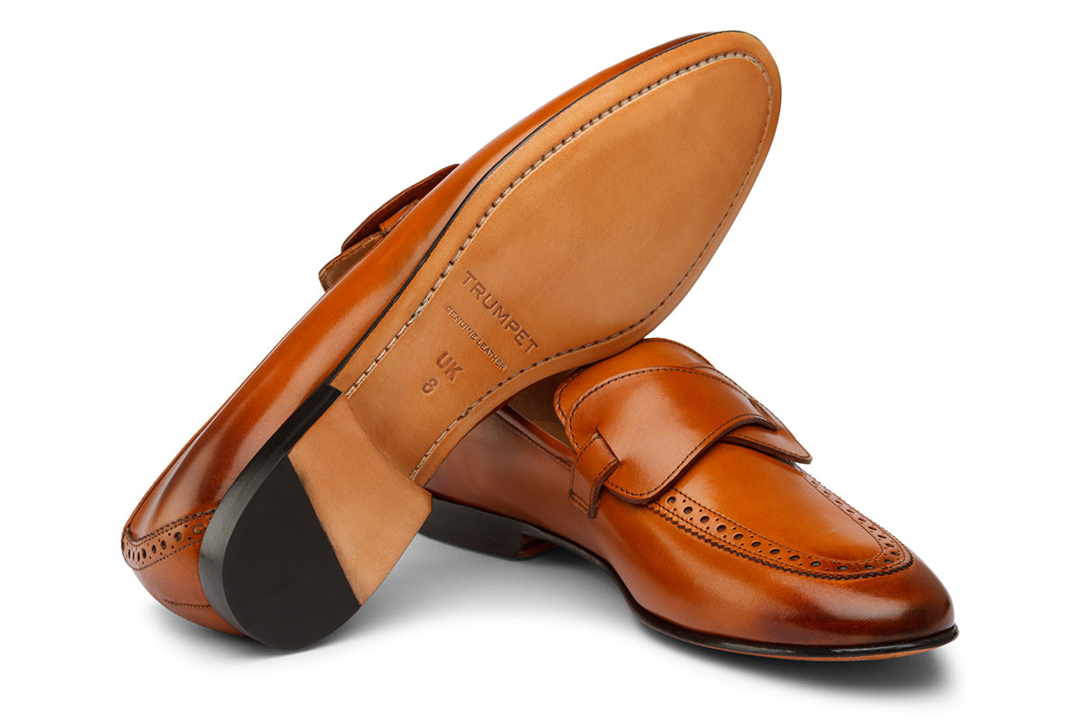 Butterfly Loafers  In Tan