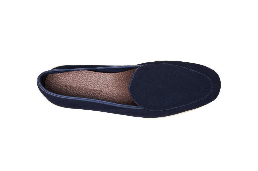 Belgian Yacht loafers in Navy Suede